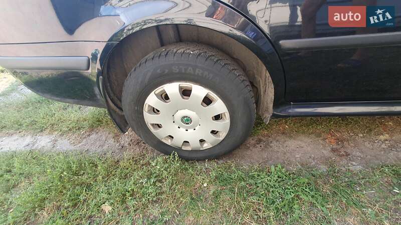 Универсал Skoda Octavia 2009 в Белополье