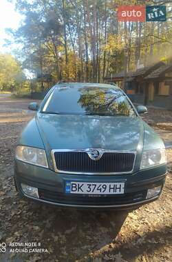 Универсал Skoda Octavia 2005 в Заречном