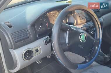 Лифтбек Skoda Octavia 1999 в 