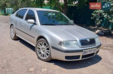 Лифтбек Skoda Octavia 2002 в 