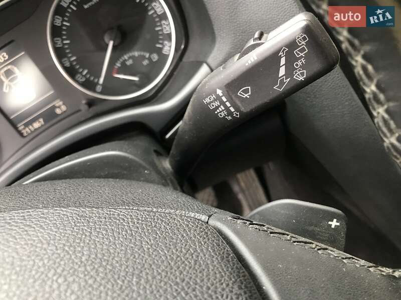 Універсал Skoda Octavia 2011 в Черкасах