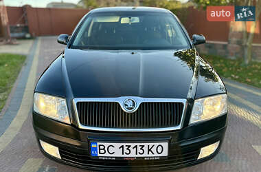 Лифтбек Skoda Octavia 2006 в Новояворовске