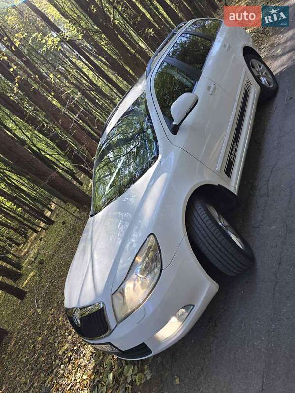 Универсал Skoda Octavia 2012 в Житомире фото 18 Универсал Skoda Octavia 2012 в Житомире