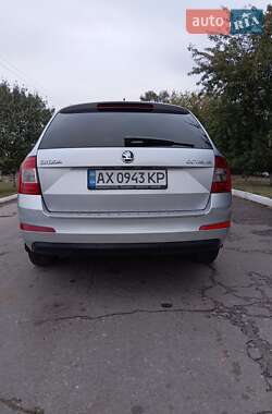 Универсал Skoda Octavia 2013 в Зачепиловке