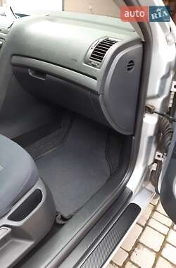 Универсал Skoda Octavia 2011 в 