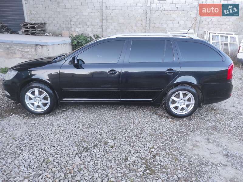 Універсал Skoda Octavia 2012 в Кам'янець-Подільському