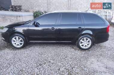 Универсал Skoda Octavia 2012 в 