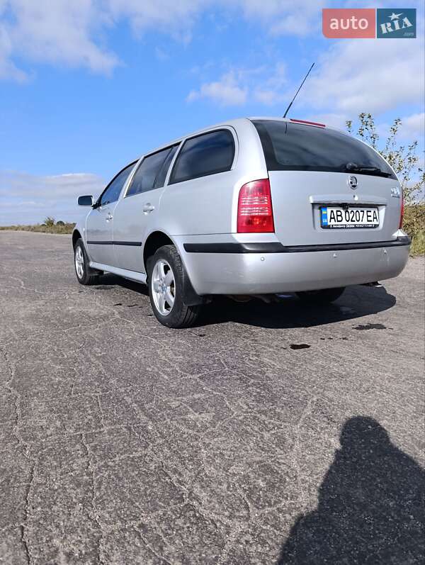 Універсал Skoda Octavia 2002 в Бару