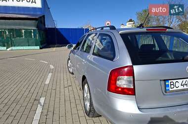 Универсал Skoda Octavia 2011 в 