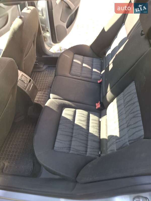 Універсал Skoda Octavia 2011 в Дрогобичі