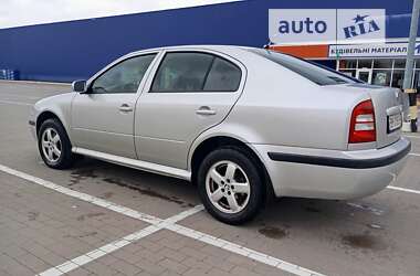 Лифтбек Skoda Octavia 2004 в Сумах