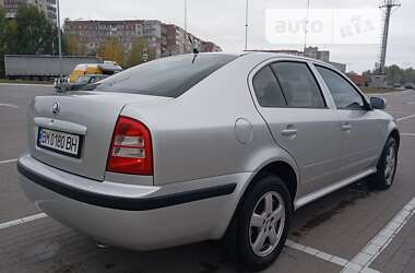 Лифтбек Skoda Octavia 2004 в Сумах