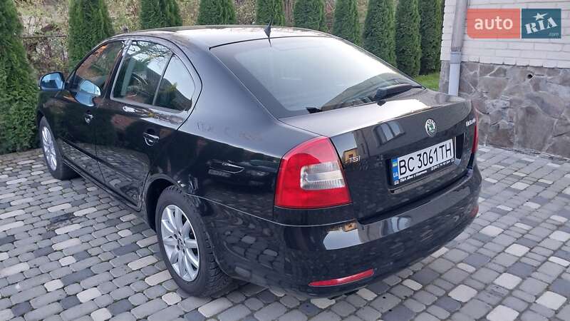 Лифтбек Skoda Octavia 2010 в Ходорове