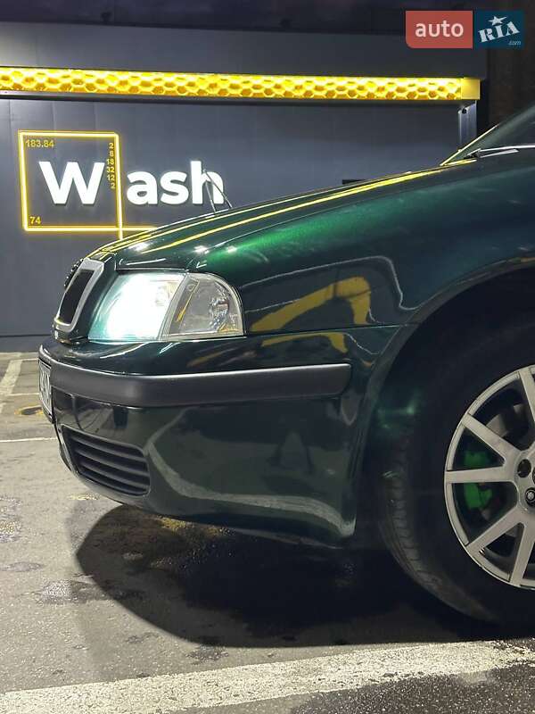 Лифтбек Skoda Octavia 2002 в Харькове