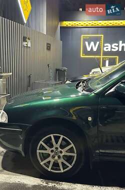 Лифтбек Skoda Octavia 2002 в 