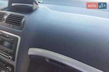 Универсал Skoda Octavia 2009 в 