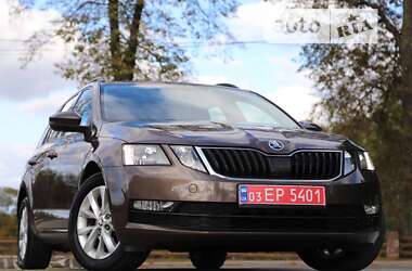 Универсал Skoda Octavia 2019 в Дрогобыче