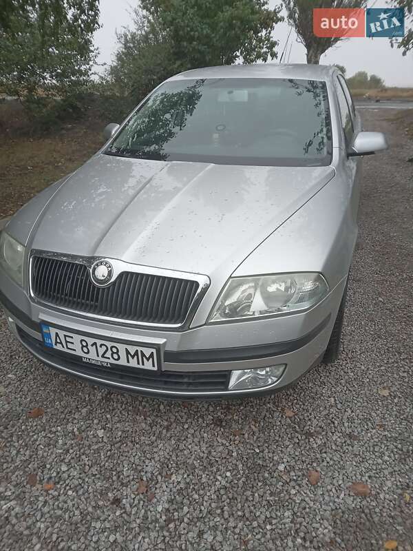 Універсал Skoda Octavia 2004 в Дніпрі