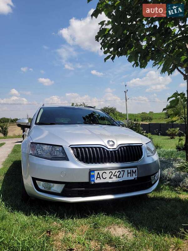 Універсал Skoda Octavia 2015 в Іваничах