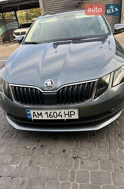 Универсал Skoda Octavia 2019 в Коростене