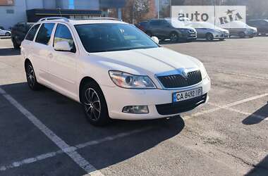 Універсал Skoda Octavia 2012 в Черкасах