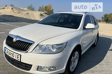 Універсал Skoda Octavia 2011 в Черкасах