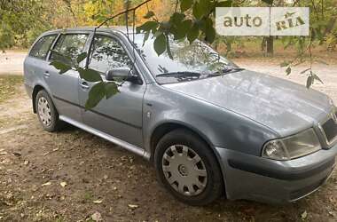 Універсал Skoda Octavia 2003 в Києві