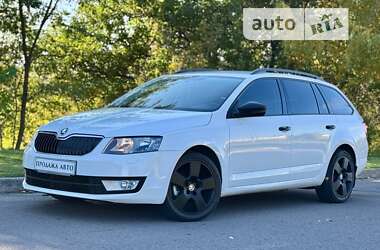 Универсал Skoda Octavia 2015 в Киеве