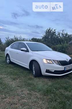 Ліфтбек Skoda Octavia 2017 в Черкасах