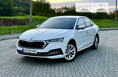 Лифтбек Skoda Octavia 2021 в Мукачево