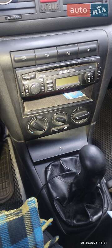 Універсал Skoda Octavia 2009 в Харкові фото 24 Універсал Skoda Octavia 2009 в Харкові