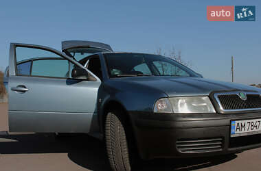 Лифтбек Skoda Octavia 2008 в 