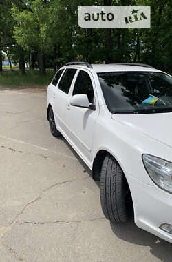 Универсал Skoda Octavia 2012 в Умани