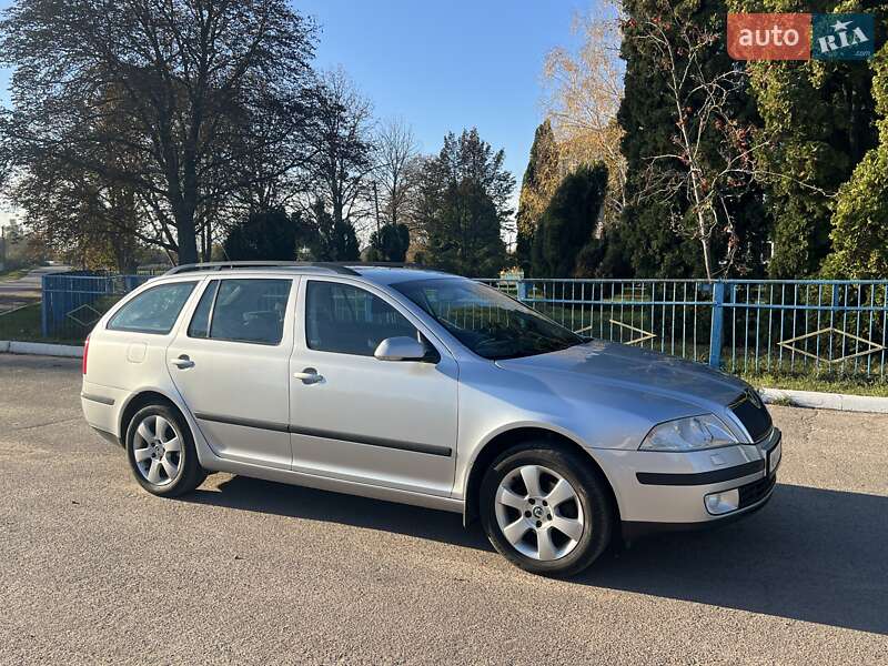 Універсал Skoda Octavia 2008 в Житомирі