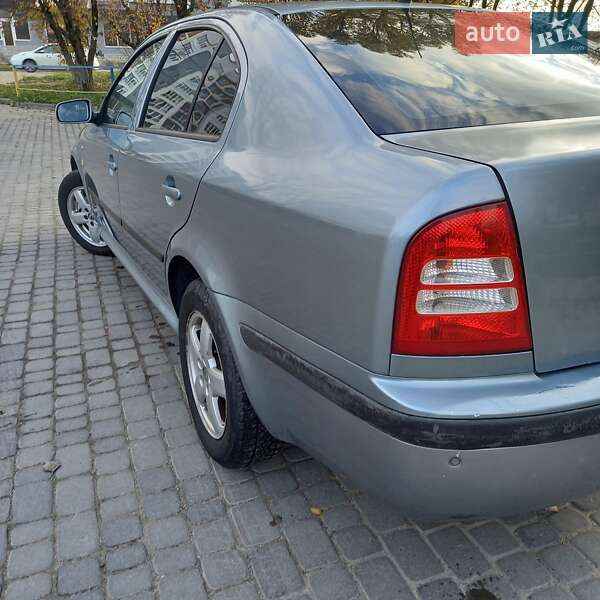 Лифтбек Skoda Octavia 2003 в Тернополе