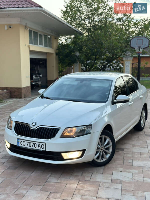 Лифтбек Skoda Octavia 2013 в Ужгороде