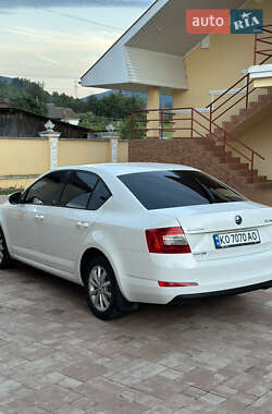 Лифтбек Skoda Octavia 2013 в Ужгороде