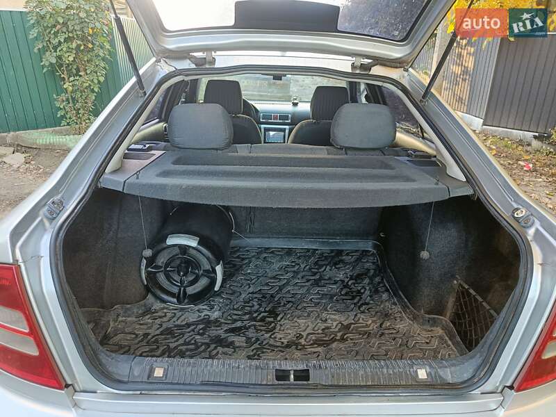Лифтбек Skoda Octavia 2001 в Оржице