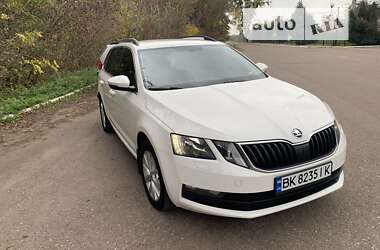 Универсал Skoda Octavia 2017 в Бродах