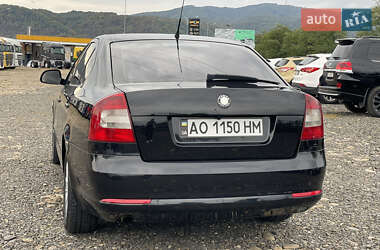 Лифтбек Skoda Octavia 2010 в 