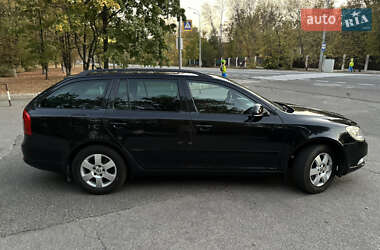 Універсал Skoda Octavia 2012 в 