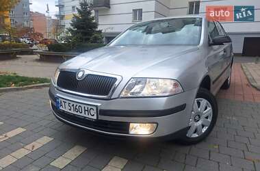 Лифтбек Skoda Octavia 2009 в Ивано-Франковске