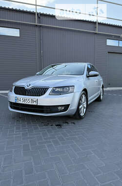 Ліфтбек Skoda Octavia 2015 в Кропивницькому