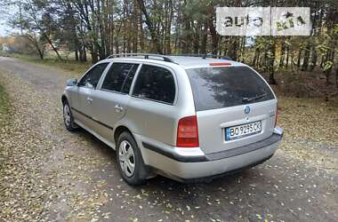 Универсал Skoda Octavia 2000 в Ковеле