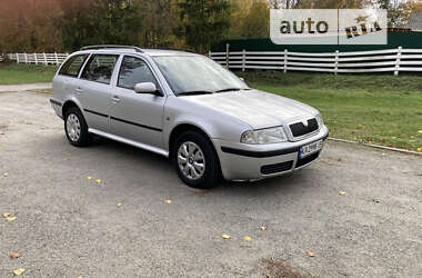 Універсал Skoda Octavia 2009 в Києві