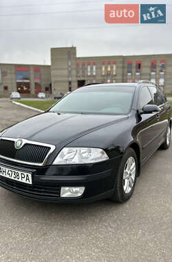 Універсал Skoda Octavia 2007 в Дніпрі