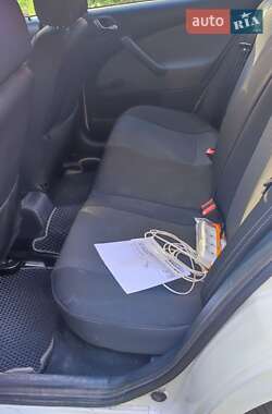 Лифтбек Skoda Octavia 2010 в 