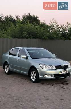 Ліфтбек Skoda Octavia 2011 в Сарнах