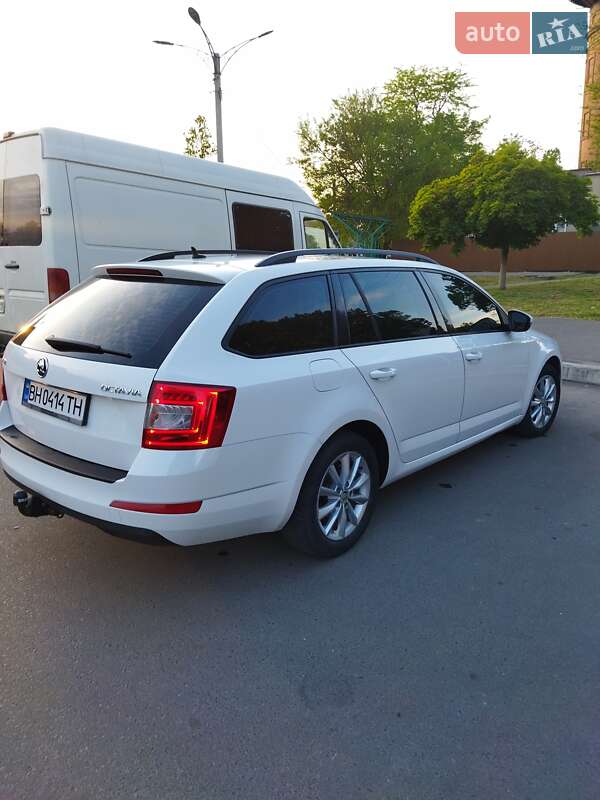 Универсал Skoda Octavia 2017 в Измаиле