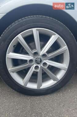 Универсал Skoda Octavia 2014 в 